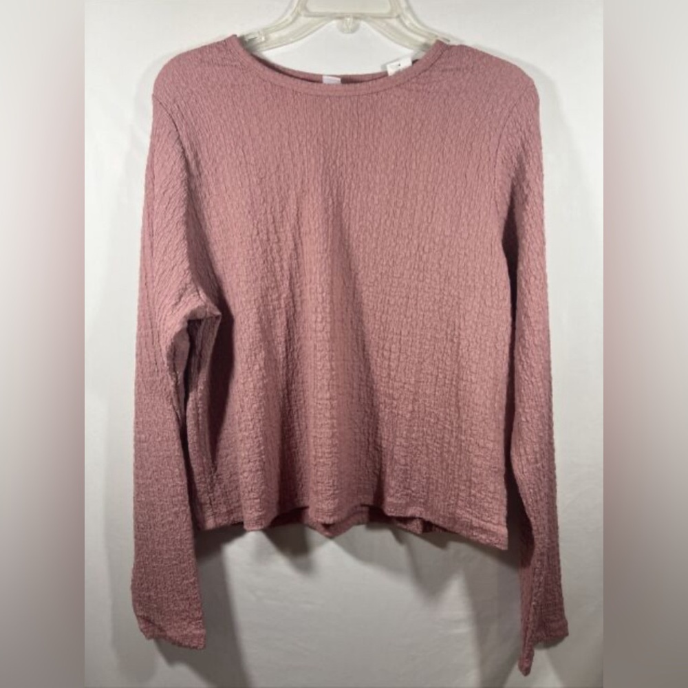 size XL Old Navy pink shirt